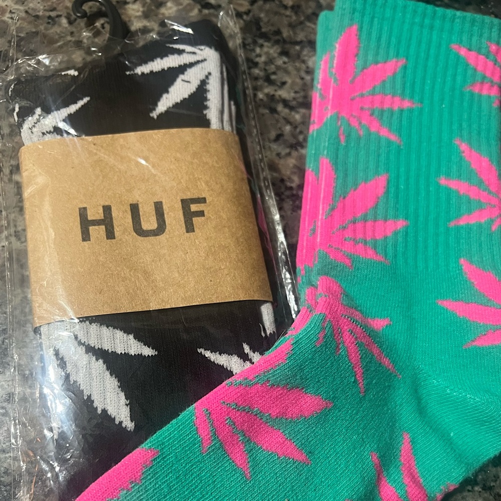 HUF socks